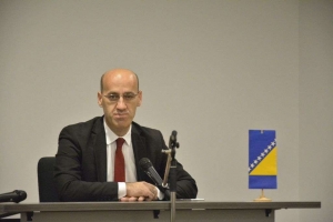 Salkić pozvao Schmidta da eliminiše sistemsku diskriminaciju u RS-u